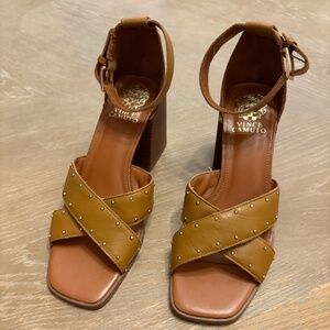 Rare Find! Vince Camuto Nilambie Studded Leather Block Heel Dress Shoes Size 9M